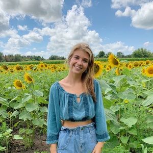 Meet your Posher, Haley